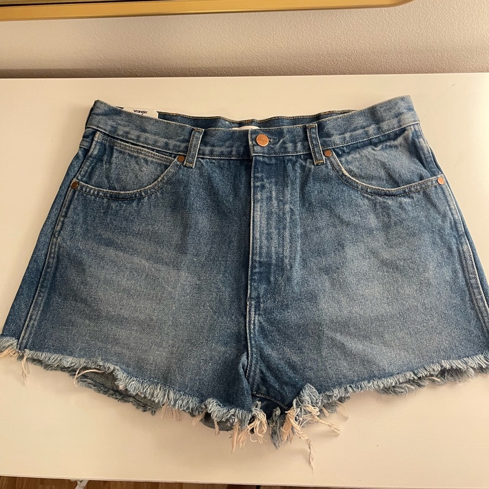NWT Wrangler festival shorts